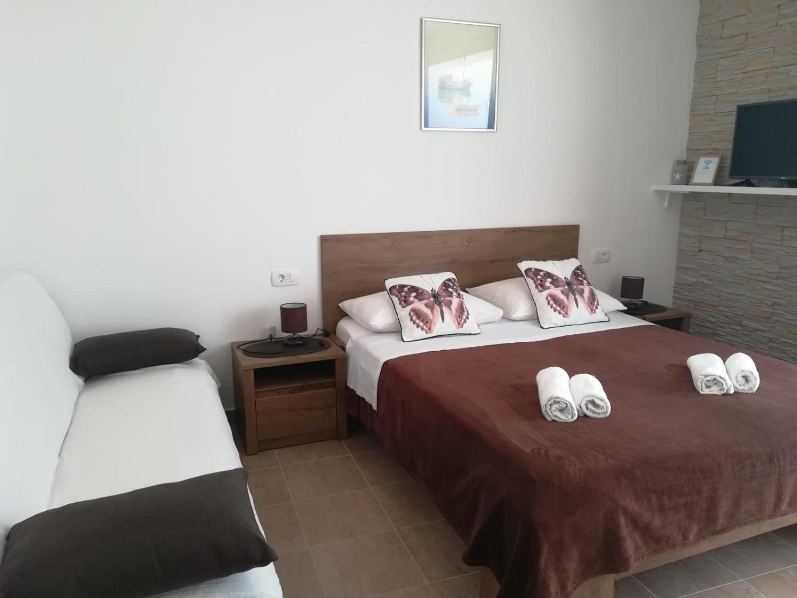 Apartmani “Kresimir” Omiš Eksteriør bilde
